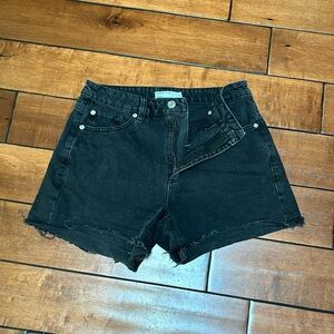 Garage denim brand size 29 chain shorts zip fly excellent condition